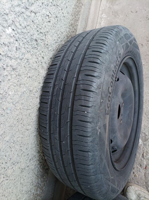 Vând 4 roti Logan 185 65 15 vara