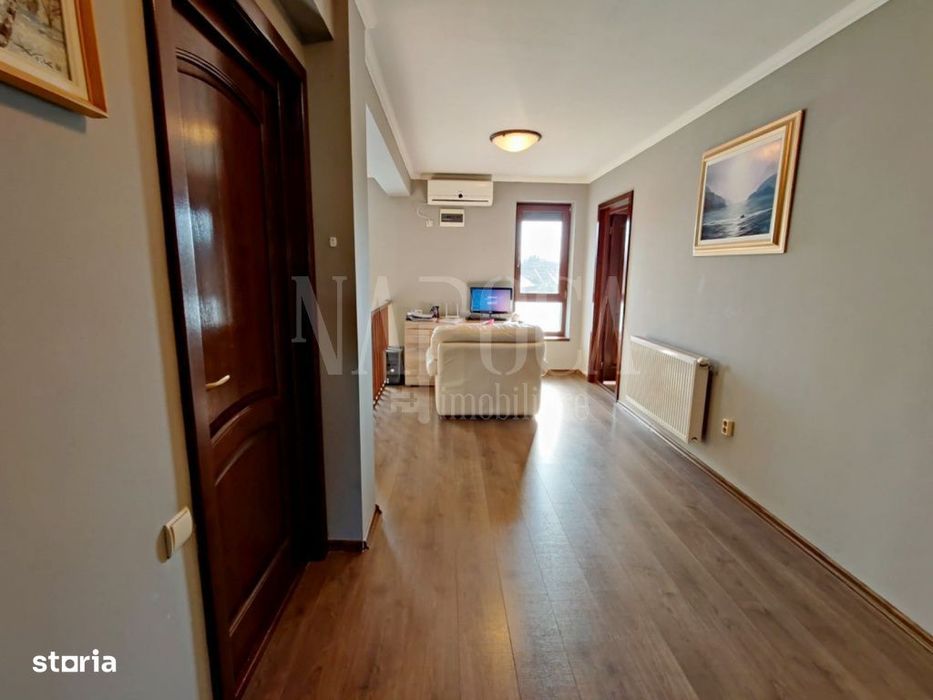 Casa 7 camere de vanzare in Someseni, Cluj Napoca