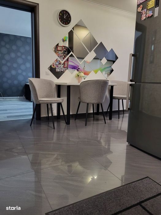 Apartament 2 camere, etaj 8, IMGB, București
