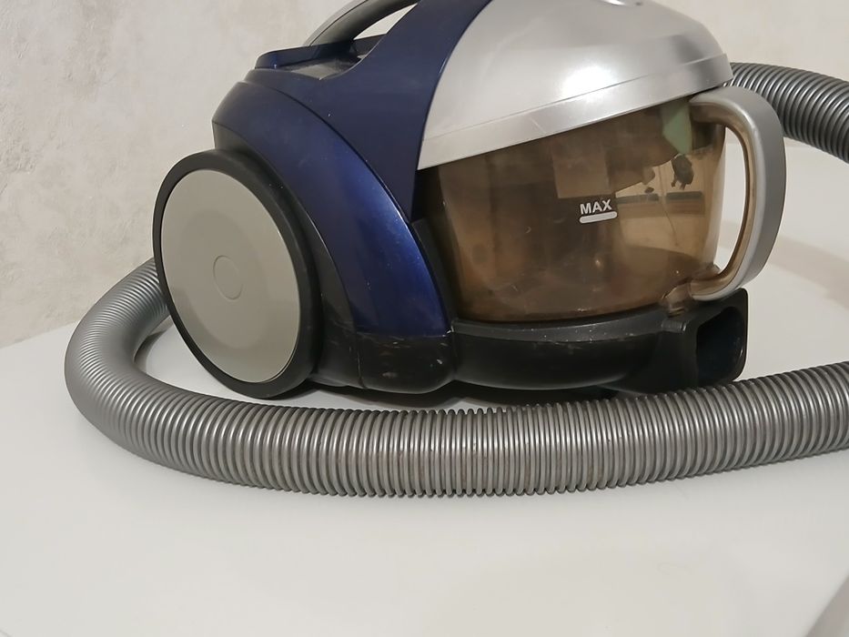 Продаю пылесосы мощные