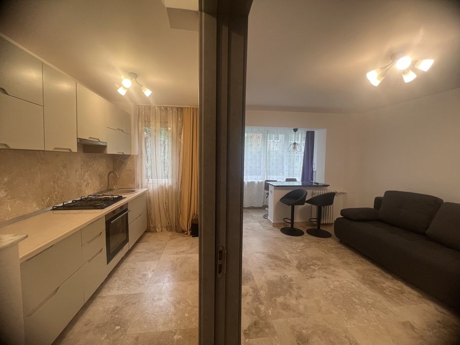 Apartament la parter in chirie regim hotelier