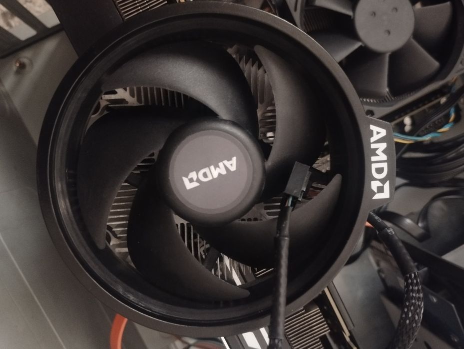 Куллер для процессора от AMD