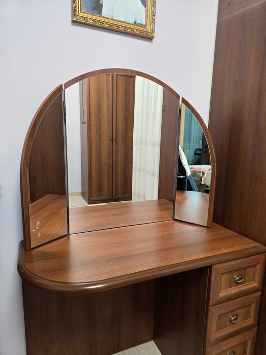 Туалетный столик