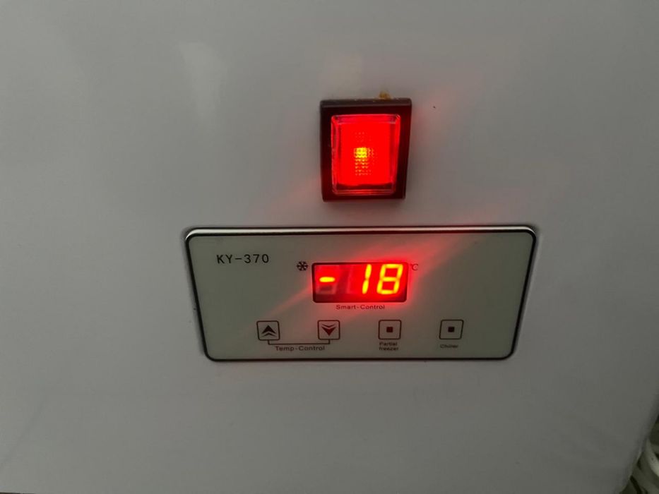 Витринный морозильник | В отличном состоянии!