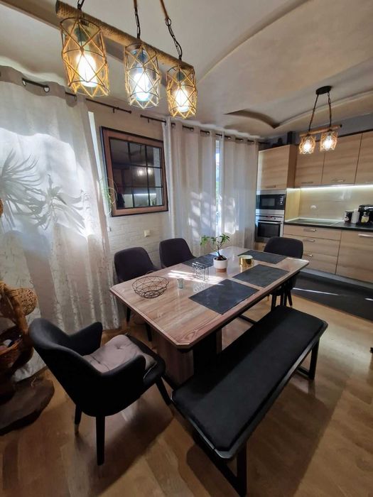 Продава се Тристаен апартамент в Бургас, Сарафово - 126 кв.м за 1350 €/кв.м - Снимка #2