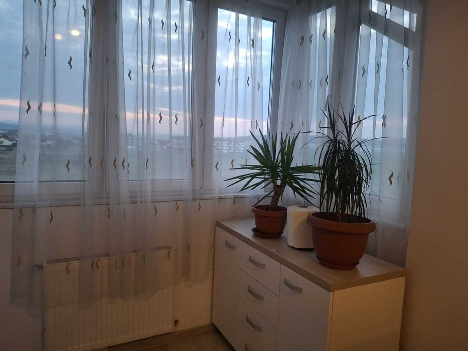 Inchiriez Apartament 2 camere Apahida | Parcare inclusă