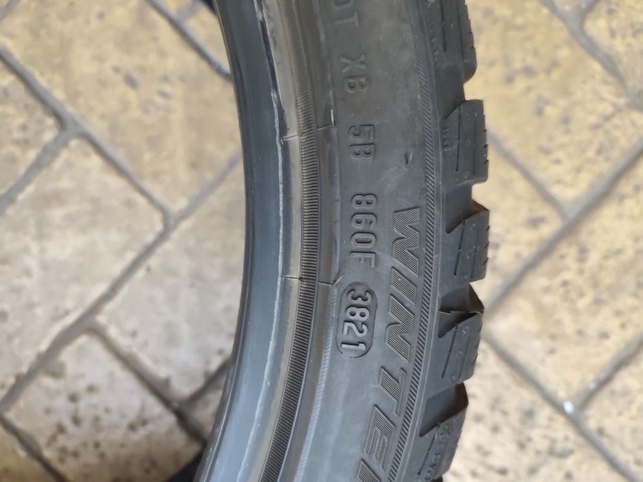 Зимни гуми PIRELLI 215/40/18 Sottozero 3 2154018