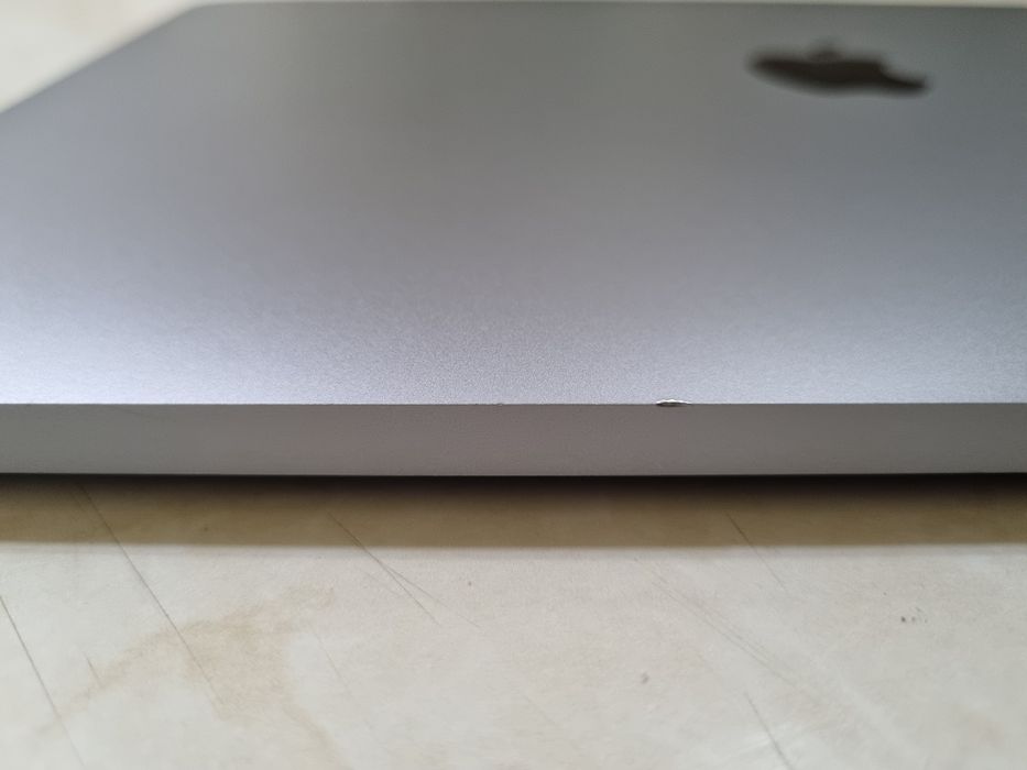 Macbook Pro core i5 2016