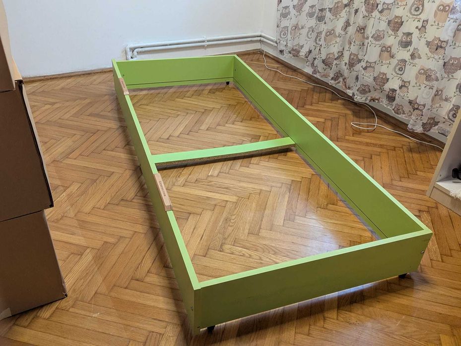 Pat etajat 2 x 190x80, cadru lemn masiv + birou