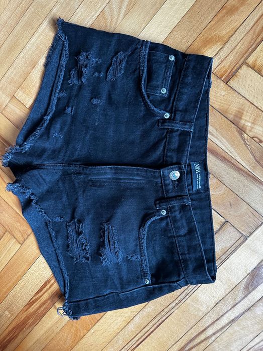 Къси дънкови панталонки Zara,Bershka,H&M 36/38 размер