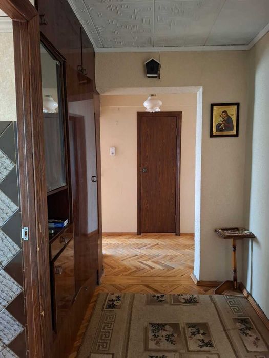 Дава се под наем Двустаен апартамент в София, Гоце Делчев - 64 кв.м за 325 € - Снимка #1