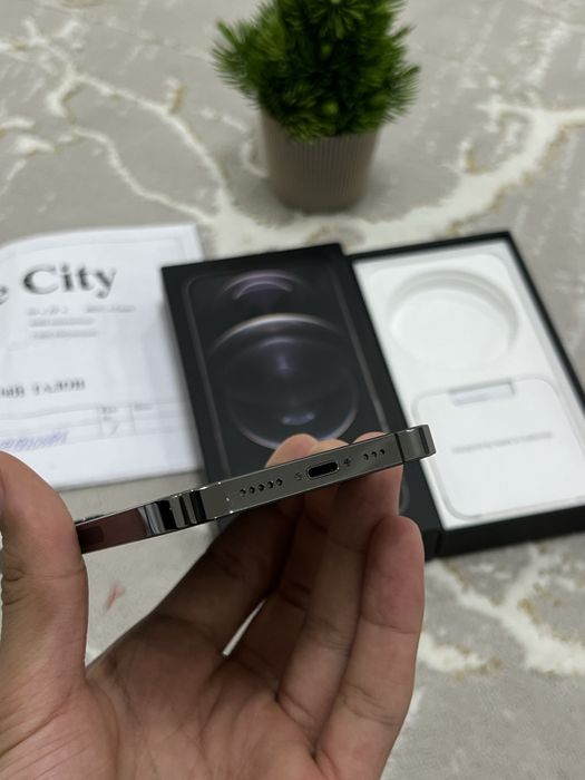 iPhone 12 Pro 256Gb в Идеальном состоянии