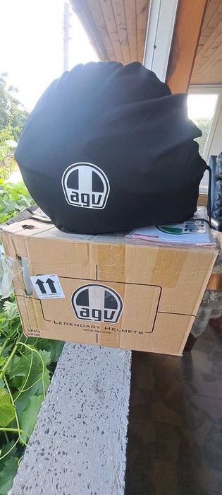 AGV мото каска чисто нова
