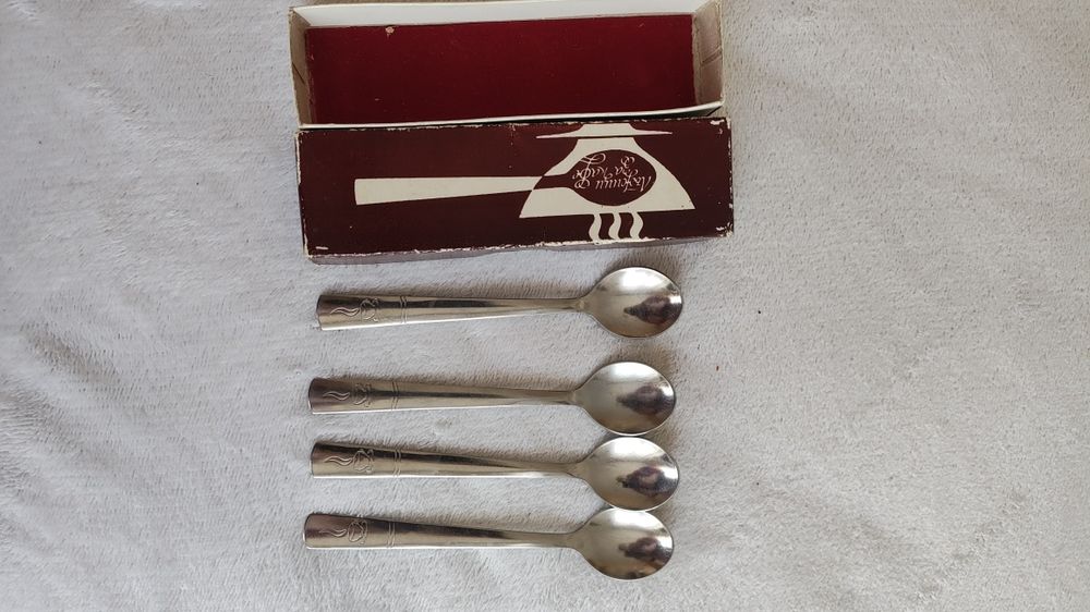 Чаши за кафе+захарница