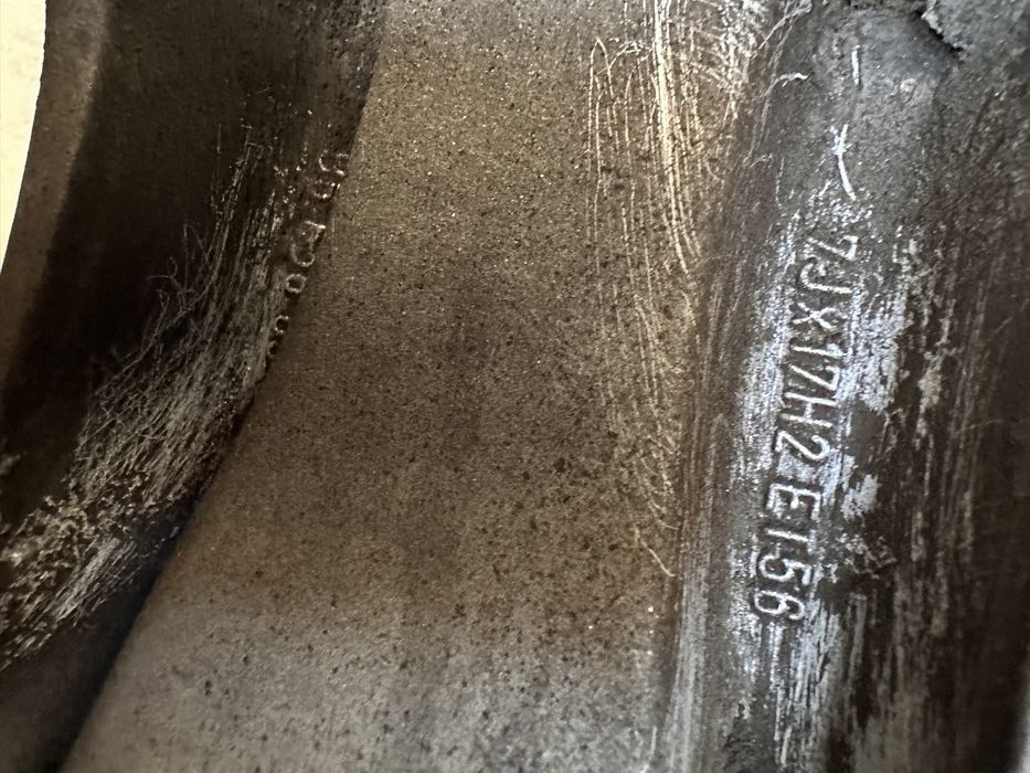 Jante Roti Mercedes 225 55 17 W639 Viano  Vito