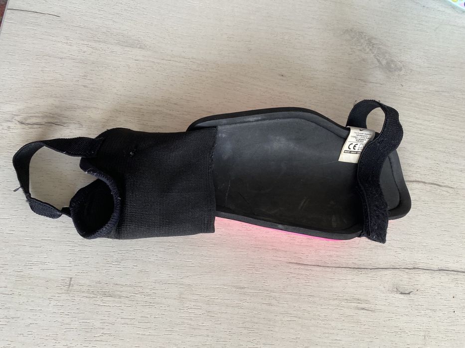 Футболни кори NIKE CHARGE