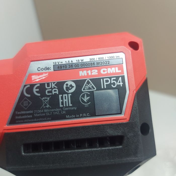 Акумулаторна работна лампа Milwaukee M12 CML