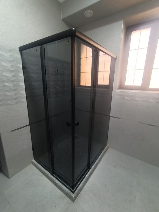 Душевые кабина ЛоФТ перегародка