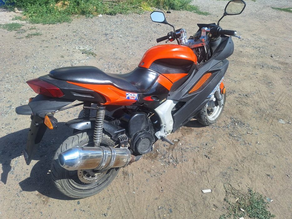 Скутер peda hornet 2