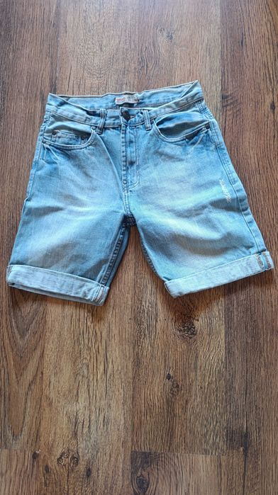 Къси дънкови панталони, различни размери и цветове