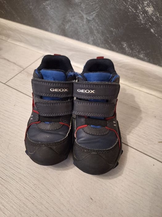 Детски зимни обувки на Geox естествена кожа 26 номер