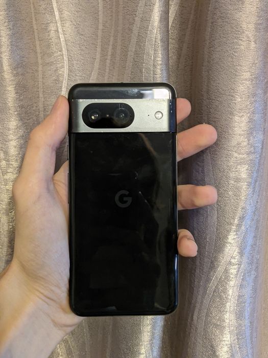 Google Pixel 8 черный