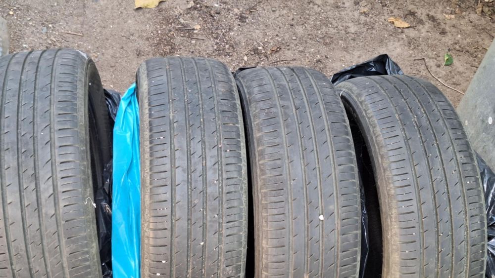 Vand cauciucuri vara vag sau scoda rezerva logan