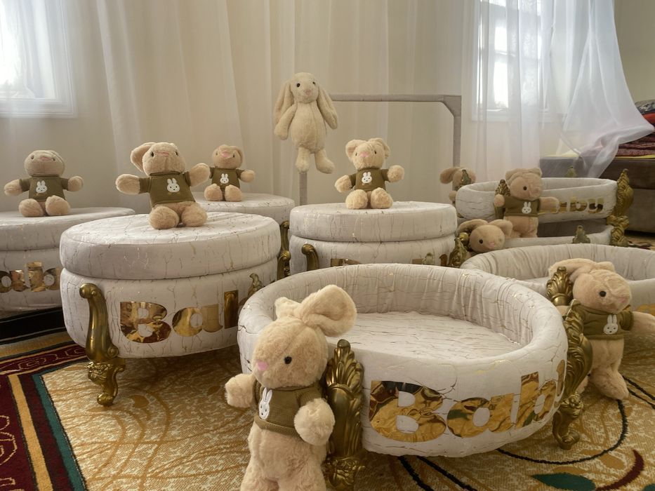 Beshik toy va Fotihaga sarpo sandiqlar sotiladi