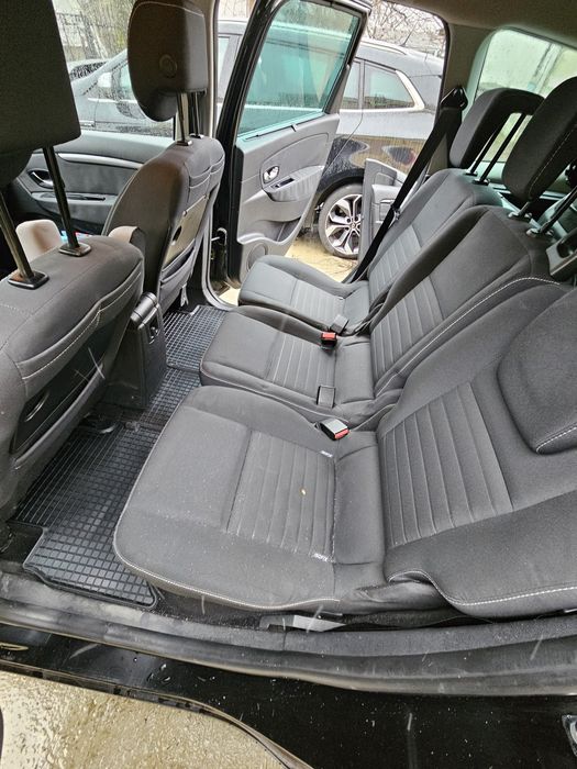 Tapiterie  renault grand scenic