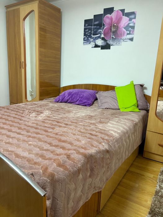 Mobila dormitor in stare buna