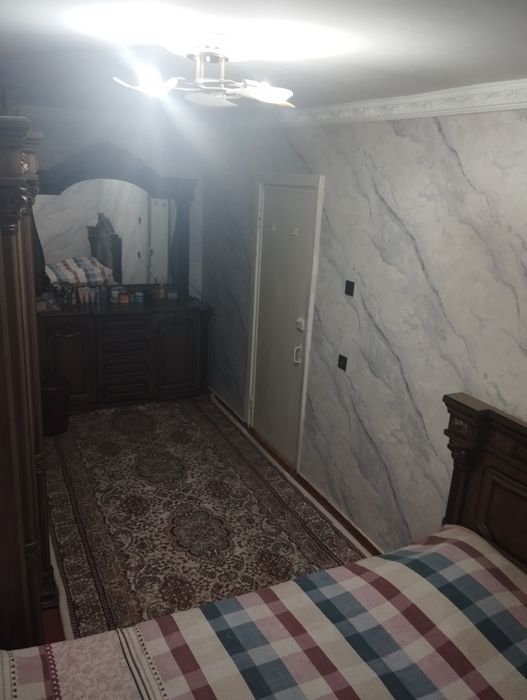 3 mikrarayonda 2 xonali uy sotiladi 34.000