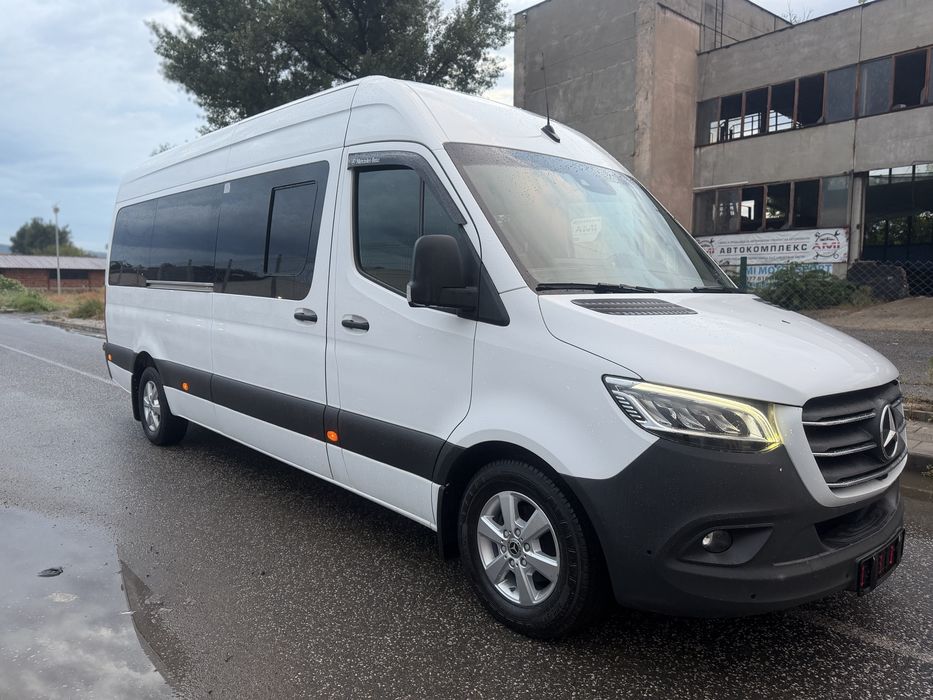 Mercedes Sprinter 319  8+1