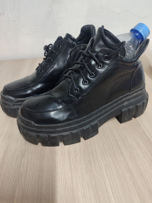 Обувь бу по 1000 тг