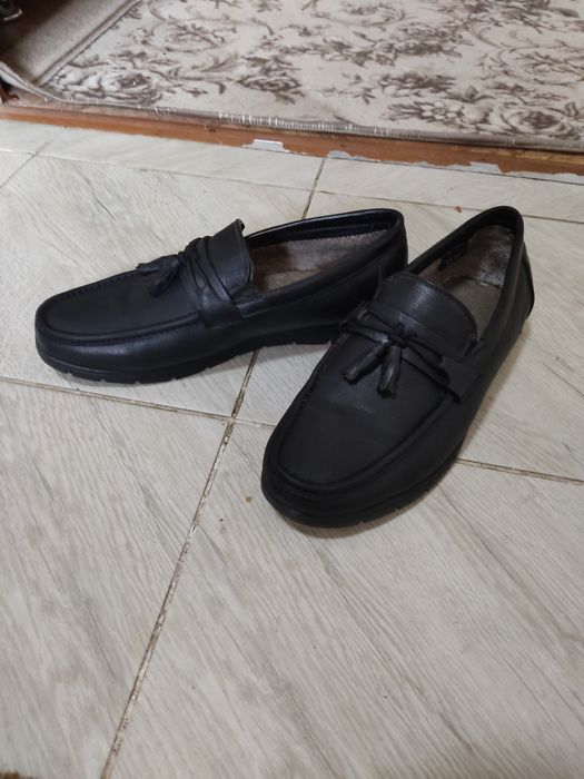 Продам мужскую обувь