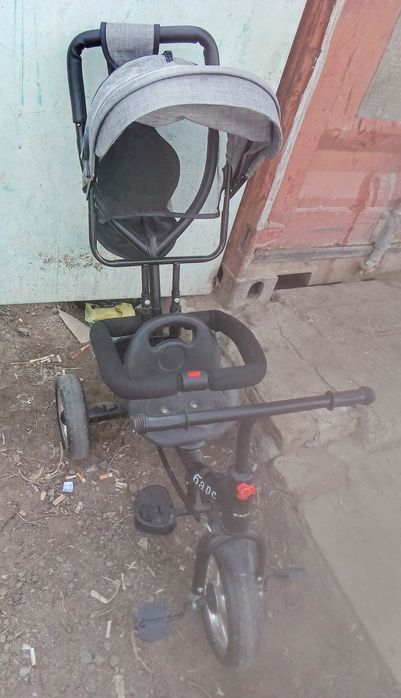 Детский трёхколёсный