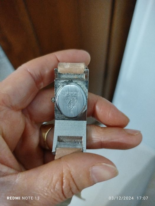 Дамски часовници за 15 до 50 лева