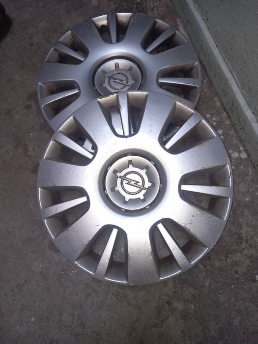 Capac  Opel original pe 16
