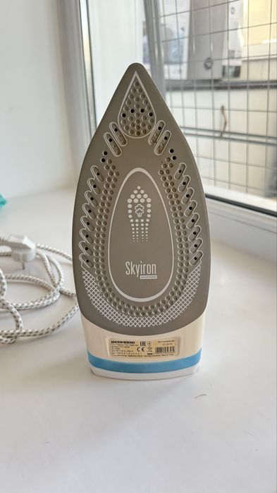 Утюг б/у, Redmond