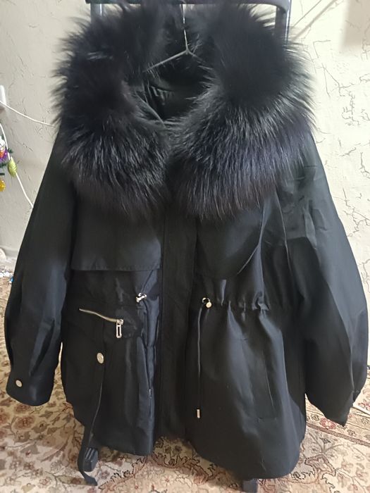 Продам парку новая