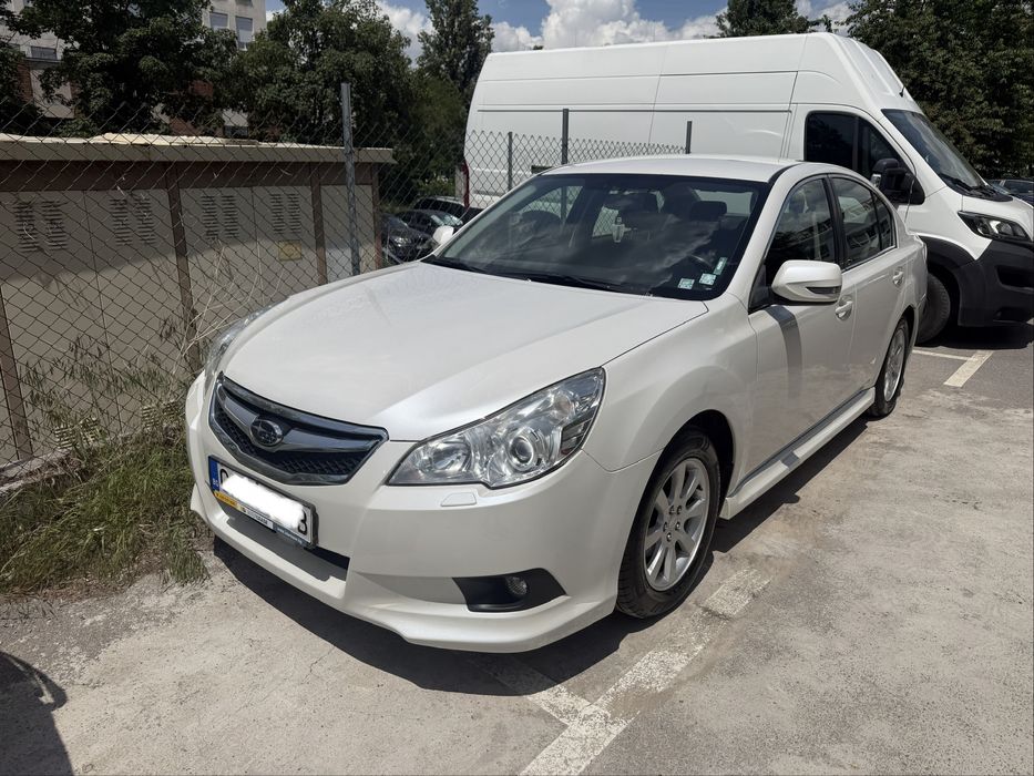 subaru legacy 2.0i, бензин, 4х4, автомат, 2012г