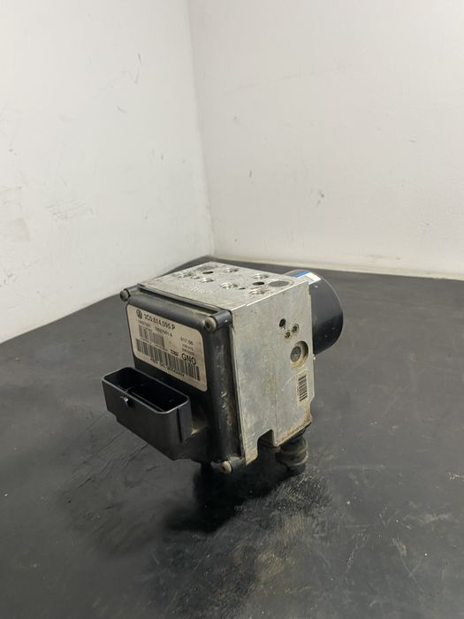 Pompa unitate ABS Volkswagen Passat B6 3C0614095P 2004-2010