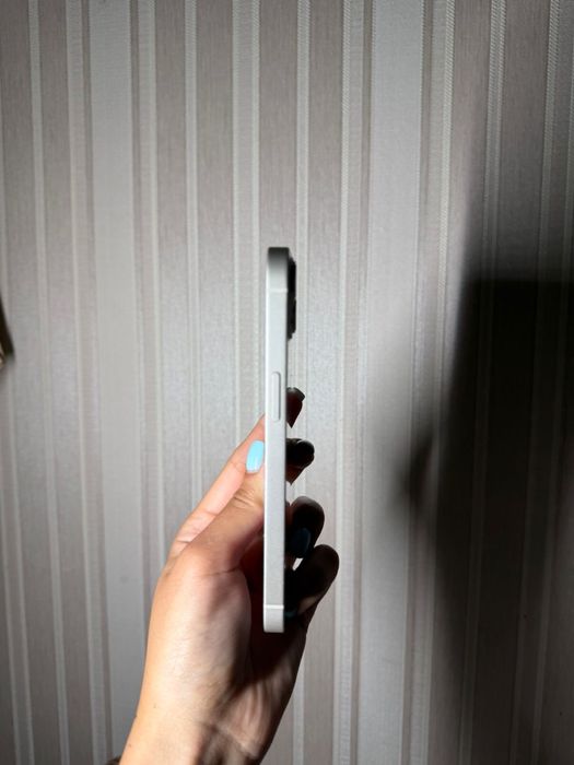 Iphone 13   128Гб