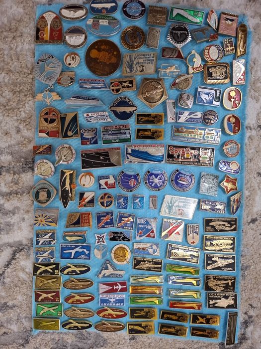 продам значки СССР