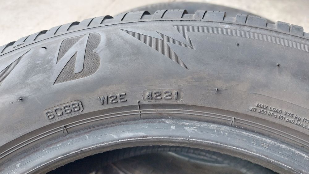 Зимни гуми 235/55/17 Bridgestone Blizzak LM 005 2 броя