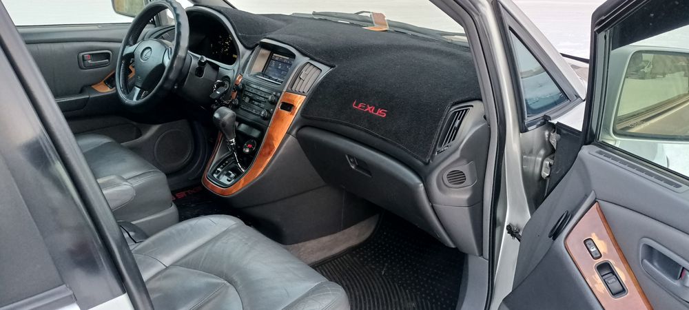 Продам Лексус РХ 300