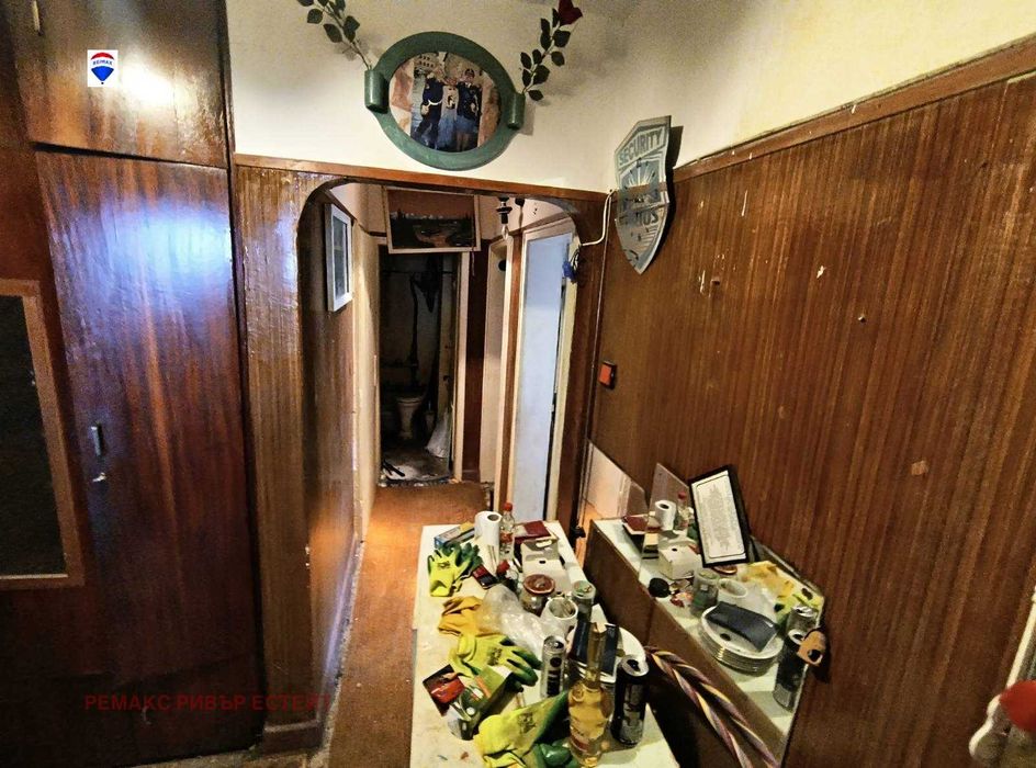 Продава се Двустаен апартамент в Русе, Здравец - 72 кв.м за 584 €/кв.м - Снимка #2