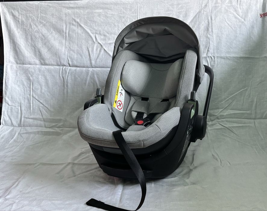Продавам кошница за кола Thule - 200 евро