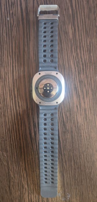Samsung Galaxy Watch Ultra(2025)- impecabil-ca nou