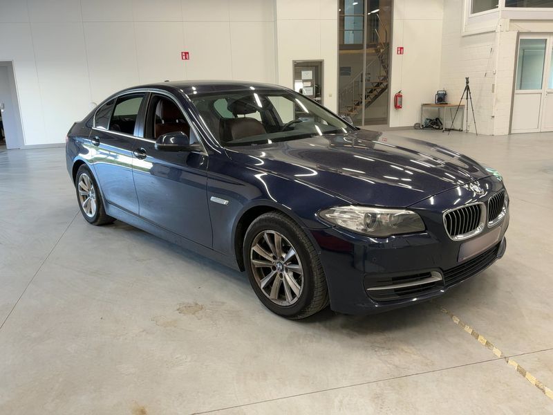 BMW 5er 520d xDrive Lounge 2015