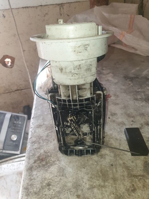 Vând pompa din rezervor  Skoda fabia diesel